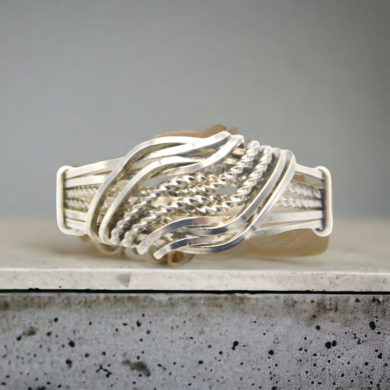 The Wave Ring