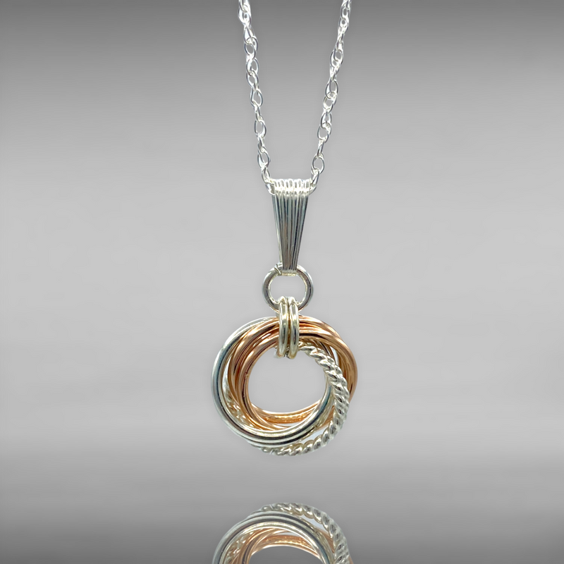 The Knot Pendant